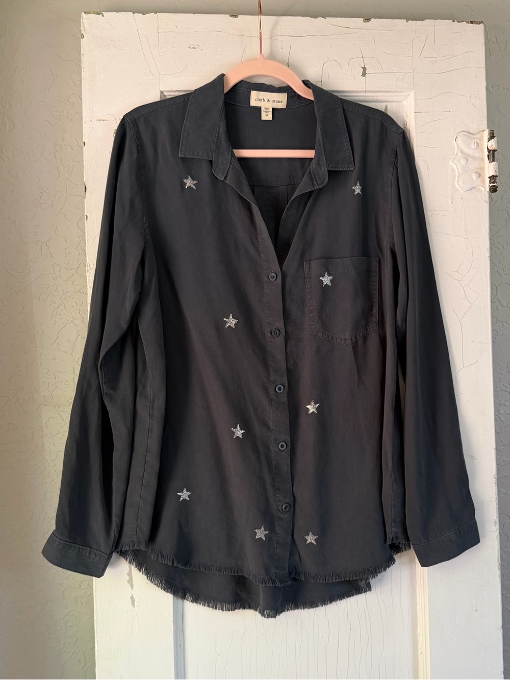 Cloth & Stone‎ Anthropologie Silver Star Button-Down Shirt Size Medium